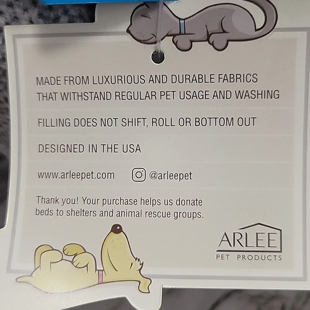 NWT Eco-Friendly Gray Pet Bed